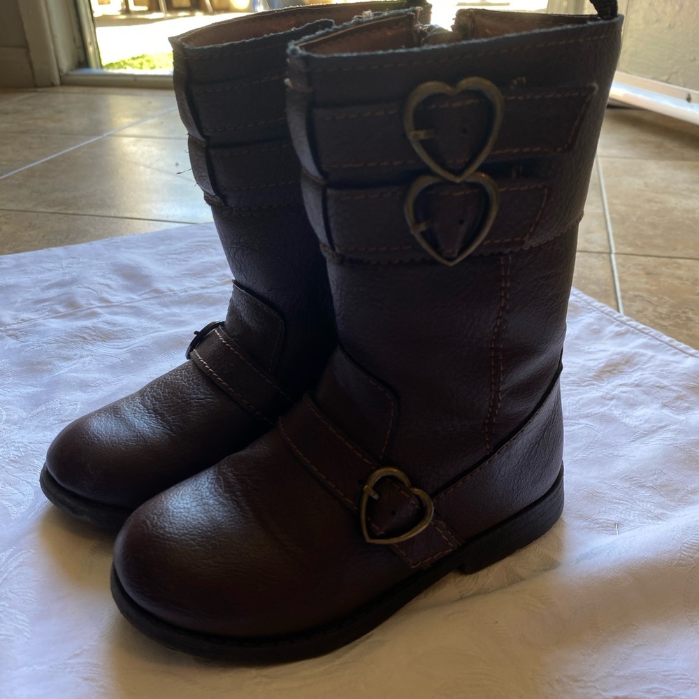 Carter’s boots